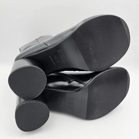 Like-new WetKiss Black Patent Block Heel Round Toe Ankle Booties, Women's Size 6 - Picture 14 of 16